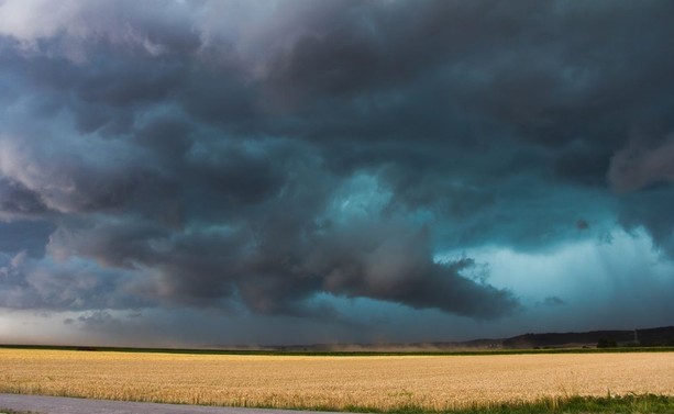 Maltempo in arrivo, domani allerta gialla sulle valli Tanaro, Belbo e Bormida: arancione per il Nord Piemonte
