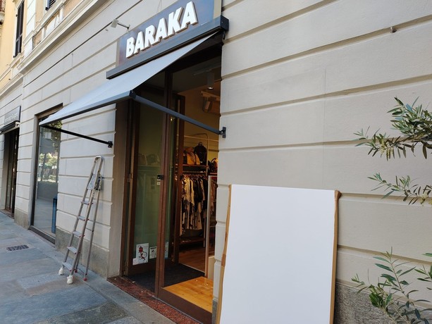 Nuovo tentato furto: danneggiata la vetrina del negozio &quot;Baraka&quot; di Corso Italia