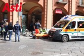 Ciclista colto da malore sotto i Portici Rossi, salvato dai soccorsi