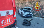 Violento schianto tra due auto sulla statale a Induno Olona, un ferito portato in ospedale in elicottero Violento schianto tra due auto sulla statale a Induno Olona, un ferito portato in ospedale in elicottero