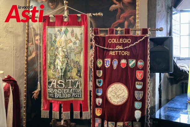 &quot; Avrei voluto una seconda corsa, ma vi voglio bene lo stesso&quot;: pace fatta tra Rasero e i comitati Palio [GALLERIA FOTOGRAFICA]