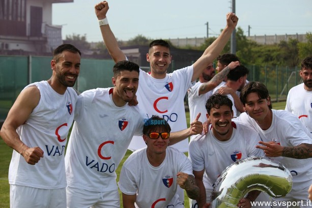 Calcio | Vado. Summit a Firenze negli uffici della Lega Pro,  i rossoblu si aggiudicano la Coppa Disciplina nel Girone A