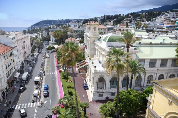 Sanremo: pedonalizzazione fino al Casinò, il dibattito si allarga. Favorevoli le categorie, prudenza dal Comune sulla proposta Sanremo: pedonalizzazione fino al Casinò, il dibattito si allarga. Favorevoli le categorie, prudenza dal Comune sulla proposta