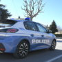 Controlli straordinari della Polizia a Cuneo e Borgo San Dalmazzo: identificate 250 persone, sanzioni per un esercizio commerciale Controlli straordinari della Polizia a Cuneo e Borgo San Dalmazzo: identificate 250 persone, sanzioni per un esercizio commerciale