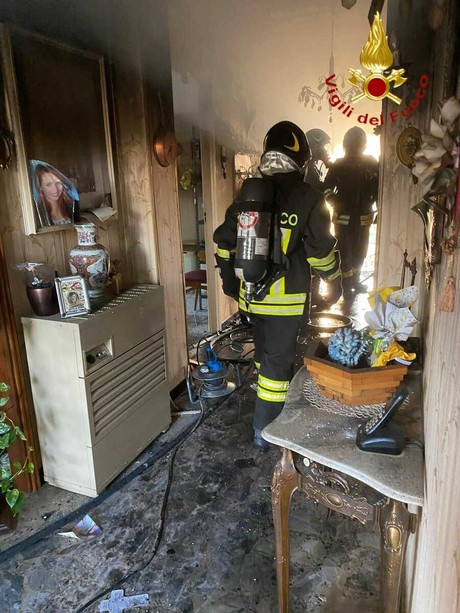 Incendio in un’abitazione a Nizza Monferrato: anziana salvata dai vigili del fuoco Incendio in un’abitazione a Nizza Monferrato: anziana salvata dai vigili del fuoco