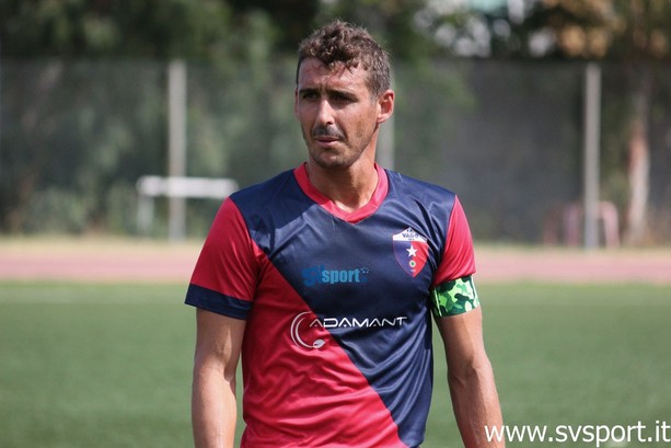 Calcio, Vado. Tuoni e saette sul club da parte di capitan Capra: &quot;Qui è una bomba a orologeria, sono pronto a rimettere il mio contratto&quot; (VIDEO)
