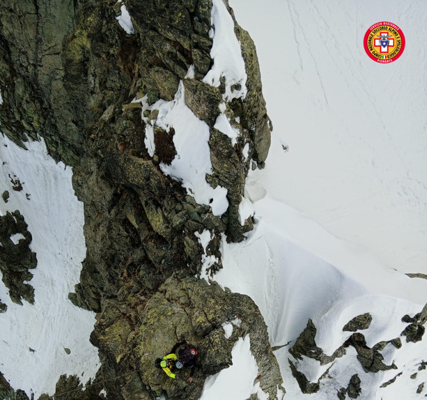 Crissolo, recuperati alpini in difficoltà sotto la cima della Punta Venezia