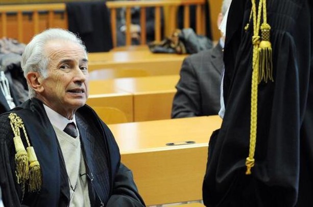 L'ultima lettera dell'avvocato Mirate: "La vita è una bella avventura. Giovani, seguite sempre la luce di una società più giusta" L'ultima lettera dell'avvocato Mirate: "La vita è una bella avventura. Giovani, seguite sempre la luce di una società più giusta"