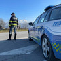 Autotrasportatore in stato di ebbrezza finisce fuori strada col camion. Nel sangue un tasso di alcol pari a 2,5 grammi per litro