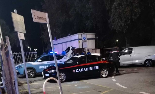 Savona, ragazzo accoltellato al luna park del Prolungamento: codice giallo al San Paolo (FOTO) Savona, ragazzo accoltellato al luna park del Prolungamento: codice giallo al San Paolo (FOTO)