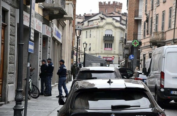 Asti cerca risposte al bisogno di sicurezza per non arrendersi all'isolamento Asti cerca risposte al bisogno di sicurezza per non arrendersi all'isolamento