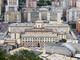 Marassi, detenuto scappa sul tetto del carcere e lancia oggetti in strada Marassi, detenuto scappa sul tetto del carcere e lancia oggetti in strada