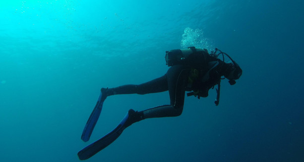 Tragedia alle Maldive, muore un sub della Guardia Costiera durante le ricerche degli italiani dispersi