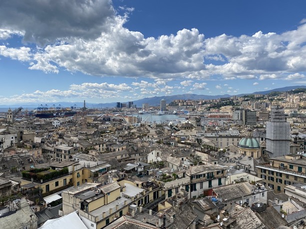 Genova, adesso tocca a te: la città chiamata a scegliere tra continuità o cambiamento