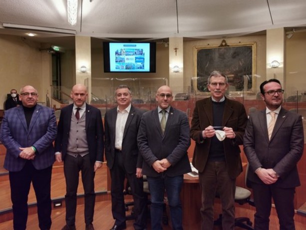 Consiglio regionale, oggi si vota online per eleggere il nuovo Ufficio di Presidenza Consiglio regionale, oggi si vota online per eleggere il nuovo Ufficio di Presidenza