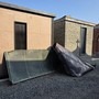 Tentato furto di rame al cimitero di Cavallermaggiore: quattordici cappelle profanate nella notte