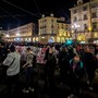 "Ogni polo sarà una barricata: noi la guerra non la paghiamo". A Torino la giornata di protesta si chiude con un nuovo corteo