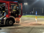 Perde il controllo dell'auto e centra un palo: paura per tre giovani