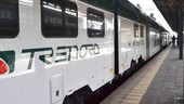 Tentano di rubare rame nella notte e tranciano i cavi. Treni in tilt da e per Malpensa