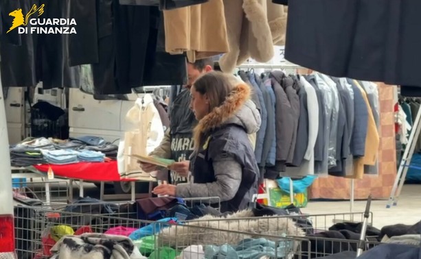 Otto lavoratori in nero scoperti dalla Guardia di Finanza: scattano le maxi sanzioni