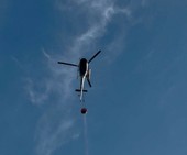 Sassello, ripresi i lanci aerei sull'incendio boschivo in località Giardini