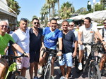 Vannacci tra pedalata, sport e politica a Sanremo: "Lo sport è una scuola di vita, i nostri valori non sono negoziabili" (Foto e Video) Vannacci tra pedalata, sport e politica a Sanremo: "Lo sport è una scuola di vita, i nostri valori non sono negoziabili" (Foto e Video)
