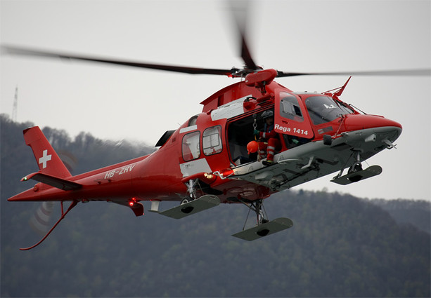 Capriasca, 64enne grave all'ospedale dopo essere scivolato con la bici per un centinaio di metri in una scarpata Capriasca, 64enne grave all'ospedale dopo essere scivolato con la bici per un centinaio di metri in una scarpata