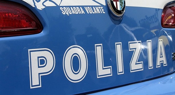Era ai domiciliari per droga, ma sapeva come ingannare il tempo: coltivava marijuana in serra Era ai domiciliari per droga, ma sapeva come ingannare il tempo: coltivava marijuana in serra