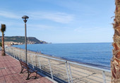 Malore in mare a Pietra Ligure, 82enne salvato dal tempestivo intervento dei bagnini Malore in mare a Pietra Ligure, 82enne salvato dal tempestivo intervento dei bagnini