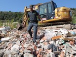 Traffico illecito di rifiuti tra Francia e Italia, indagine della Guardia di Finanza di Genova: sequestrata una discarica abusiva a Ventimiglia