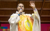Tra il sacerdote e la sedicenne nessuna costrizione e nessun rapporto completo: ecco perché non si può parlare di violenza sessuale