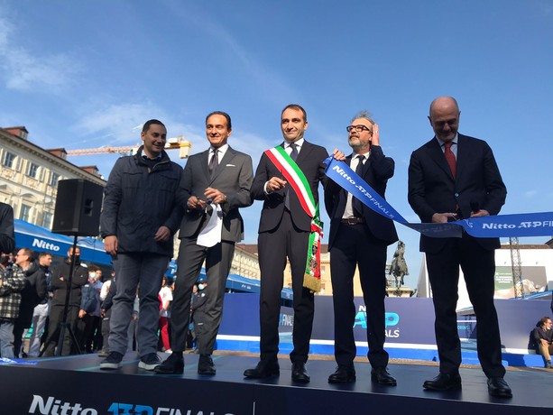 Inaugurato l’Atp Fan Village di piazza San Carlo: “Torino il luogo migliore in cui poter organizzare l’evento” Inaugurato l’Atp Fan Village di piazza San Carlo: “Torino il luogo migliore in cui poter organizzare l’evento”