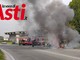 Provvidenziale intervento per un mezzo in fiamme in via Cuneo [FOTO e VIDEO]