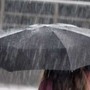 Meteo, un'altra giornata di nubifragi e temporali. Alle 12 scatta l'Allerta arancione Meteo, un'altra giornata di nubifragi e temporali. Alle 12 scatta l'Allerta arancione