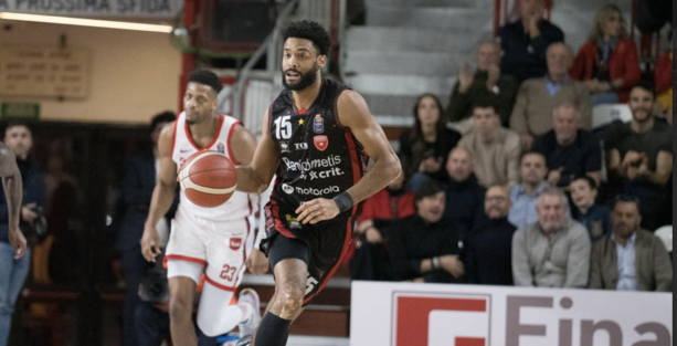 Pirandello, Renfro e le colonne d’Ercole biancorosse Pirandello, Renfro e le colonne d’Ercole biancorosse