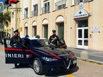 Divieto di avvicinamento, ma torna dall’ex: arrestato dopo aver rotto il braccialetto elettronico