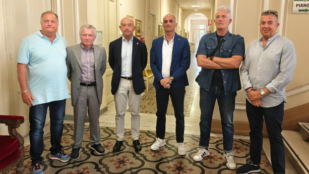 Sanremo, il SIAP incontra il sindaco e lancia l'allarme: "Più uomini e coordinamento per garantire la sicurezza" Sanremo, il SIAP incontra il sindaco e lancia l'allarme: "Più uomini e coordinamento per garantire la sicurezza"