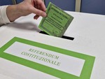 Referendum sulla giustizia, l'affluenza (da record) sale al 40,15% Referendum sulla giustizia, l'affluenza (da record) sale al 40,15%