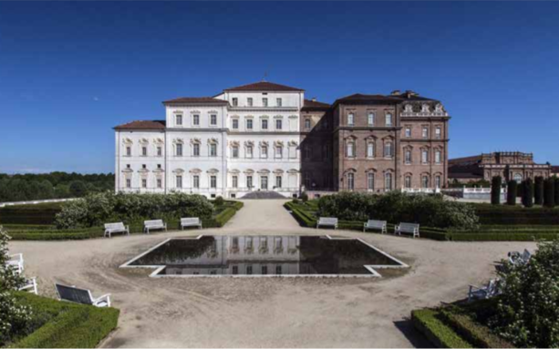 Note d'armonia sulla scalinata della Galleria Grande, Venaria si regala una nuova Meraviglia sul far della sera Note d'armonia sulla scalinata della Galleria Grande, Venaria si regala una nuova Meraviglia sul far della sera