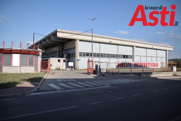 Futuro incerto per il mercato ortofrutticolo, Ambiente Asti interroga il sindaco sulle sorti dei produttori