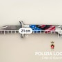 Ruba un cellulare, viene identificato e sferra pugni ad un agente: deferito un giovane