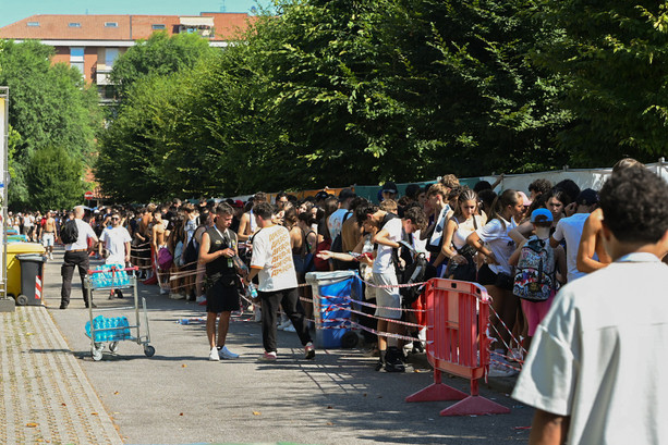 Collisioni, il gran finale è urban: fan in coda dalle 5 per Morad Collisioni, il gran finale è urban: fan in coda dalle 5 per Morad