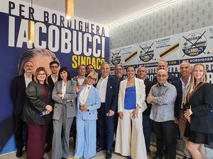 'Per Bordighera' inaugura il point elettorale e si presenta: "La città deve tornare attrattiva e protagonista" (Foto e video)