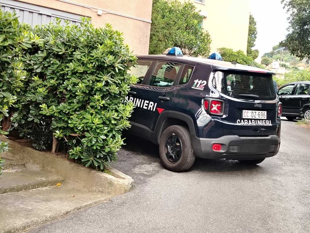 Savona, lite in via Mongrifone: soccorsi mobilitati, un ferito grave (FOTO) Savona, lite in via Mongrifone: soccorsi mobilitati, un ferito grave (FOTO)