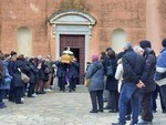 Savona si ferma per ricordare Valentina Squillace, una folla commossa ai funerali nella chiesa di via Saredo (FOTO)