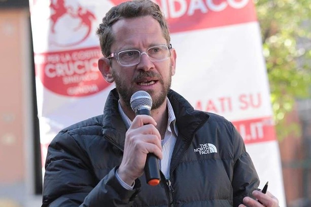 Elezioni comunali, intervista al candidato sindaco Mattia Crucioli: “In consiglio mancano senso critico e onestà intellettuale. La Russia? Non è un nemico”