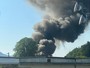 Incendio in un'azienda di Brissago Valtravaglia: colonna di fumo visibile a chilometri Incendio in un'azienda di Brissago Valtravaglia: colonna di fumo visibile a chilometri