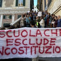 Studenti stranieri in classe, il consiglio comunale chiede al governo di rivedere gli effetti del tetto del 30% Studenti stranieri in classe, il consiglio comunale chiede al governo di rivedere gli effetti del tetto del 30%