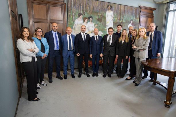 Banca di Asti, Rasero spiega l'addio: "Decisione maturata con senso di responsabilità" Banca di Asti, Rasero spiega l'addio: "Decisione maturata con senso di responsabilità"