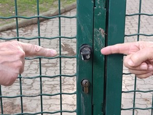 Altro raid al centro d’incontro Stampalia, cannibalizzato il tetto dell’edificio [FOTO]